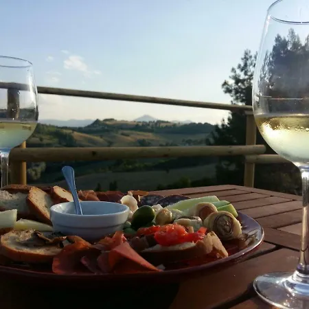 Gospodarstwo agroturystyczne La Cerqua Arcevia