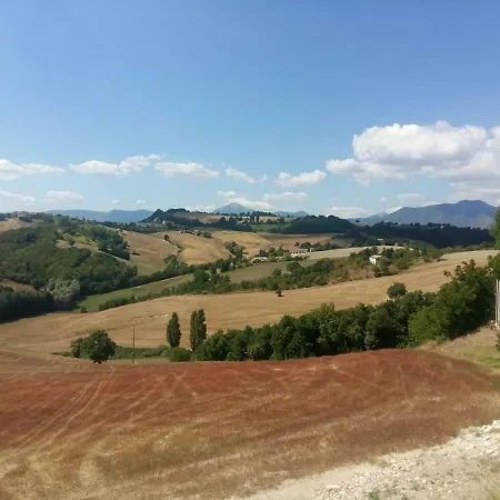 La Cerqua Gospodarstwo agroturystyczne Arcevia